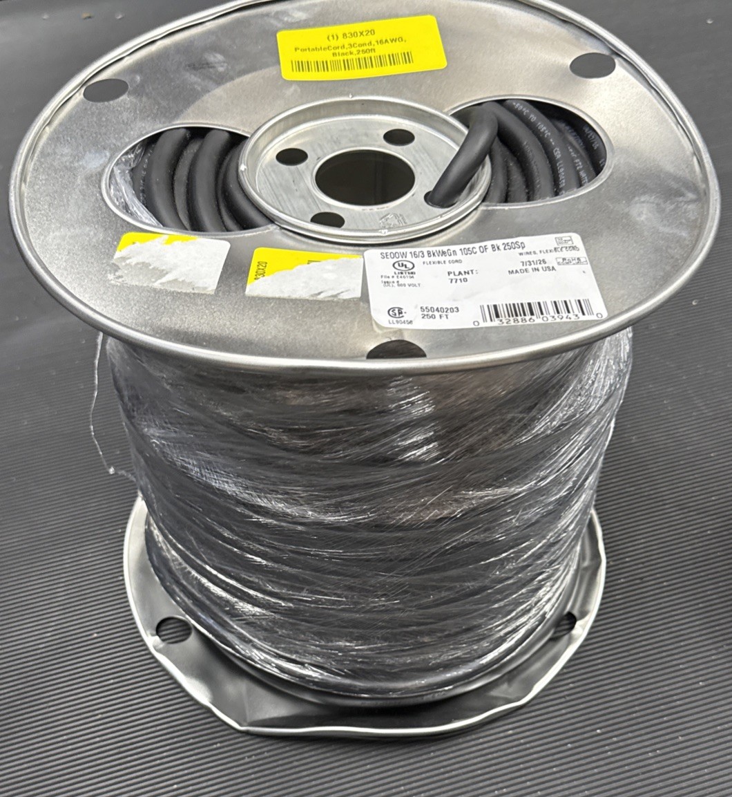 SOUTHWIRE 55040203 Portable Electrical Cord 250 ft, SEOOW, 3 Conductors, 16 AWG SOUTHWIRE 55040203 Portable Electrical Cord 250 ft, SEOOW, 3 Conductors, 16 AWG