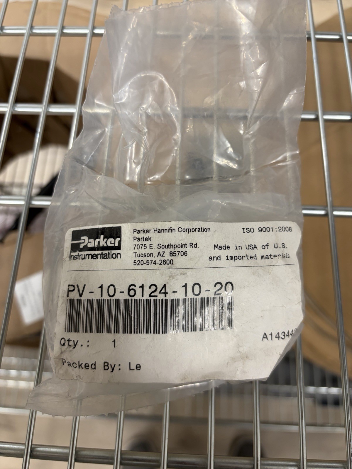 Parker PV-10-6124-10-20 PFA Air-Operated Diaphragm (1/4 Inch) 3 Way Valve NEW