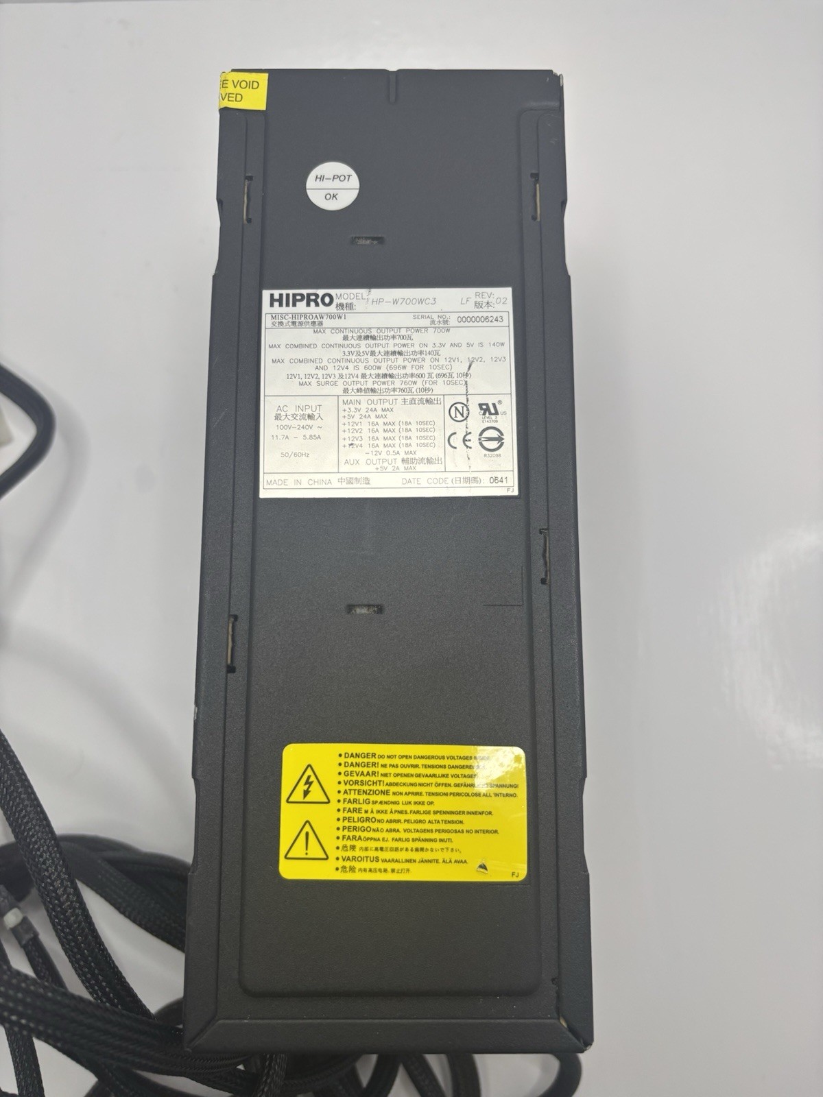Hipro Power Supply Model HP-W700WC3 Max Output 700W MISC-HIPROAW700W1 50/60Hz Hipro Power Supply Model HP-W700WC3 Max Output 700W MISC-HIPROAW700W1 50/60Hz