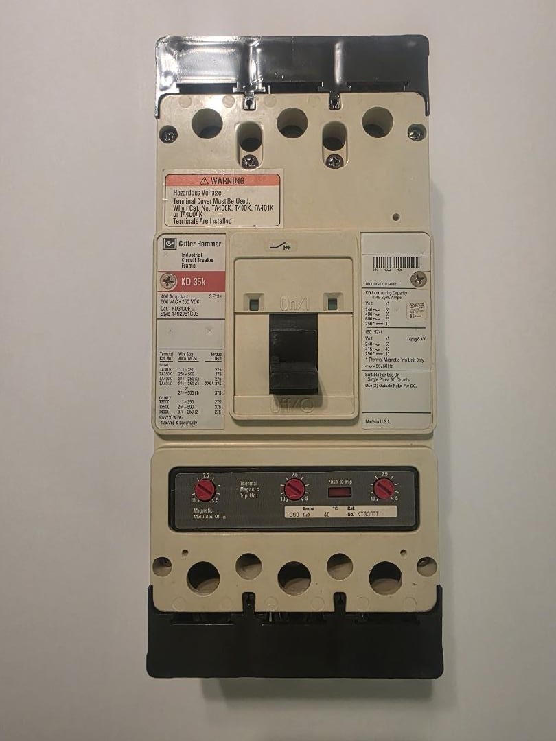 Eaton KD3400F 400A Circuit Breaker w/KT3300T Thermal Magnetic Trip Unit Eaton KD3400F 400A Circuit Breaker w/KT3300T Thermal Magnetic Trip Unit