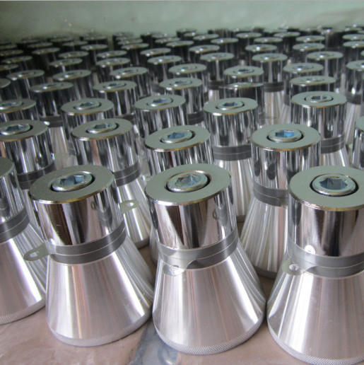 60W 40KHz Aluminum Alloy Ultrasonic Piezoelectric Transducer Cleaner Silvery 60W 40KHz Aluminum Alloy Ultrasonic Piezoelectric Transducer Cleaner Silvery