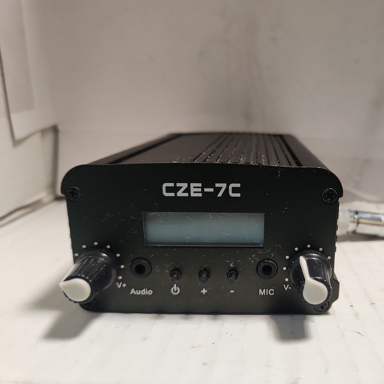 Wireless FM Transmitter for Church Stereo Broadcast Station 7W no powder cords Wireless FM Transmitter for Church Stereo Broadcast Station 7W no powder cords