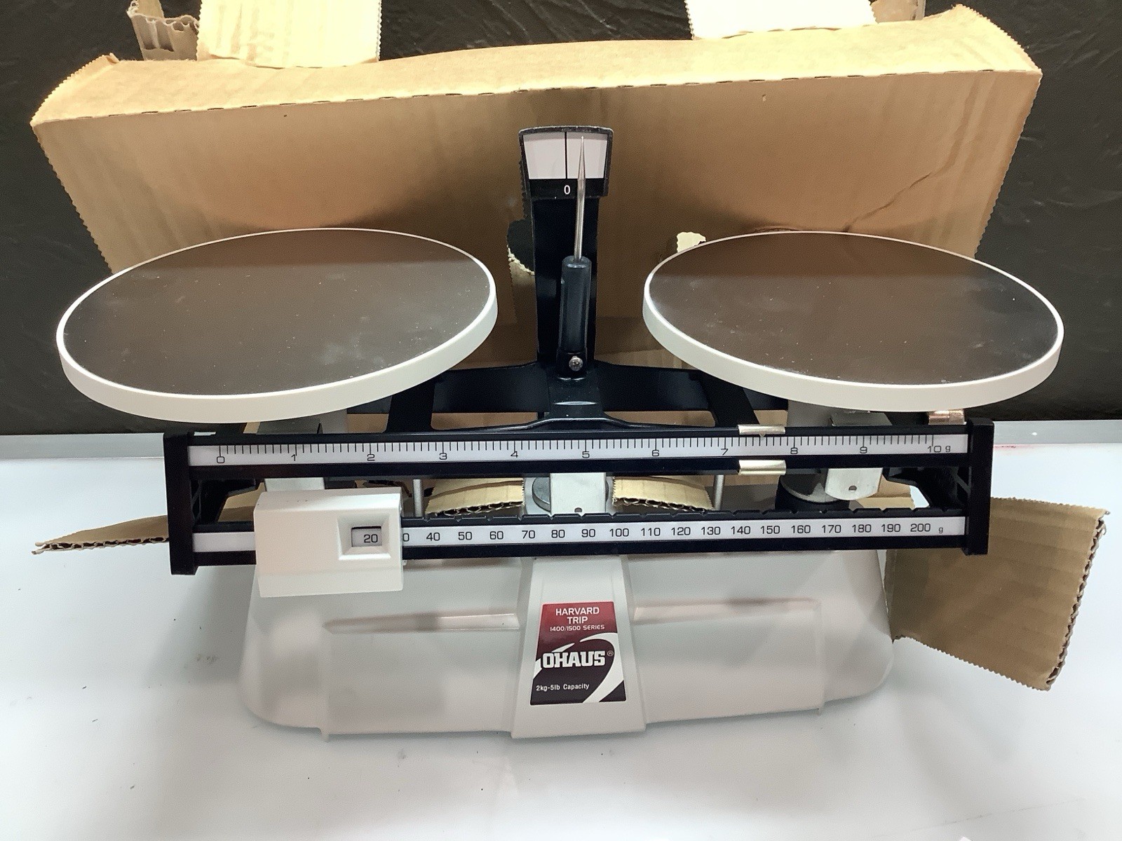 OHAUS Harvard Trip Balance 1400/1500 Series 2kg-5lb Capacity