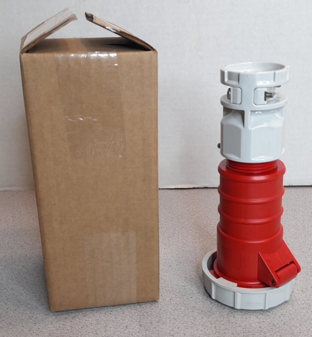 *NEW*  Hubbell Bryant C430C7WA Watertight Connector 3 Pole 4 Wire Grounding 480V