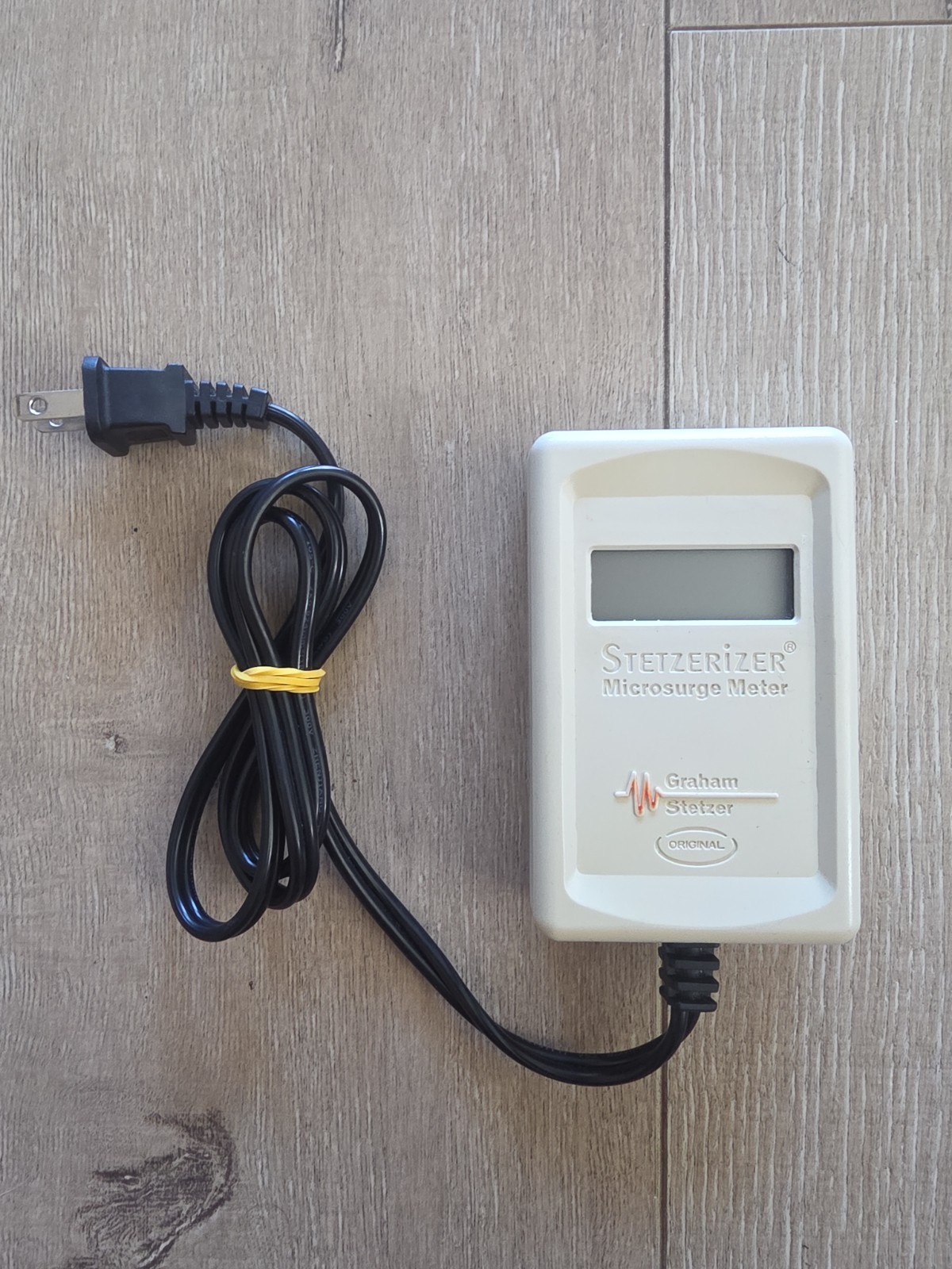 STETZERIZER MICROSURGE METER MODEL GS-M300-A