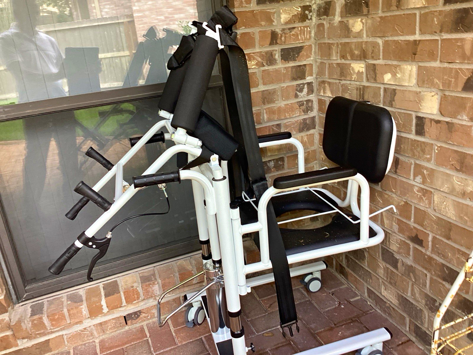 NEW Open Box Hydraulic Patient Transfer Chair with Commode – Never Used NEW Open Box Hydraulic Patient Transfer Chair with Commode – Never Used