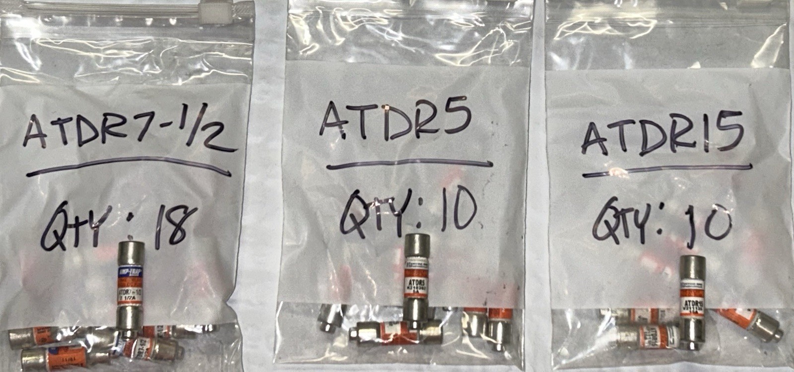 Mersen ATDR Fuse Lot 38pcs Class CC Time Delay ATDR5 ATDR7-1/2 ATDR15 NOS Mersen ATDR Fuse Lot 38pcs Class CC Time Delay ATDR5 ATDR7-1/2 ATDR15 NOS