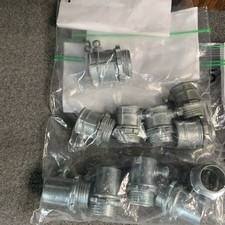 Assorted EMT Set Screw Con. 1/2”, 3/4” Halex, Bridgeport Plz Read Discription  picture