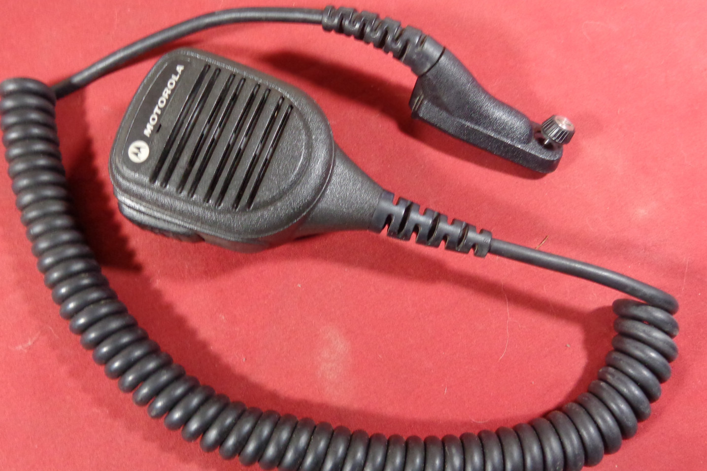 Motorola PMMN4069A APX8000 VHF APX7000 UHF APX 6000 Radio speaker mic Motorola PMMN4069A APX8000 VHF APX7000 UHF APX 6000 Radio speaker mic