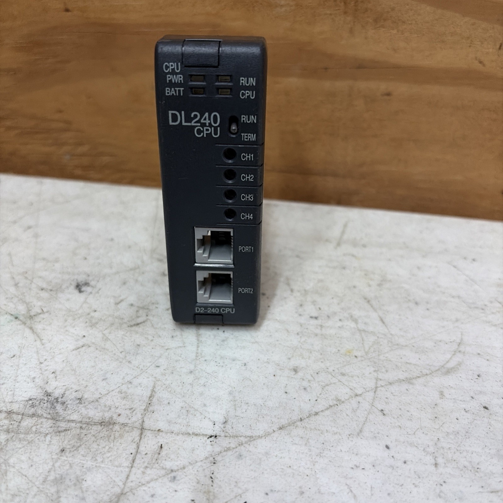 PLCDirect / AutomationDirect D2-240 DL240CPU PLC PROCESSOR MODULE PLCDirect / AutomationDirect D2-240 DL240CPU PLC PROCESSOR MODULE