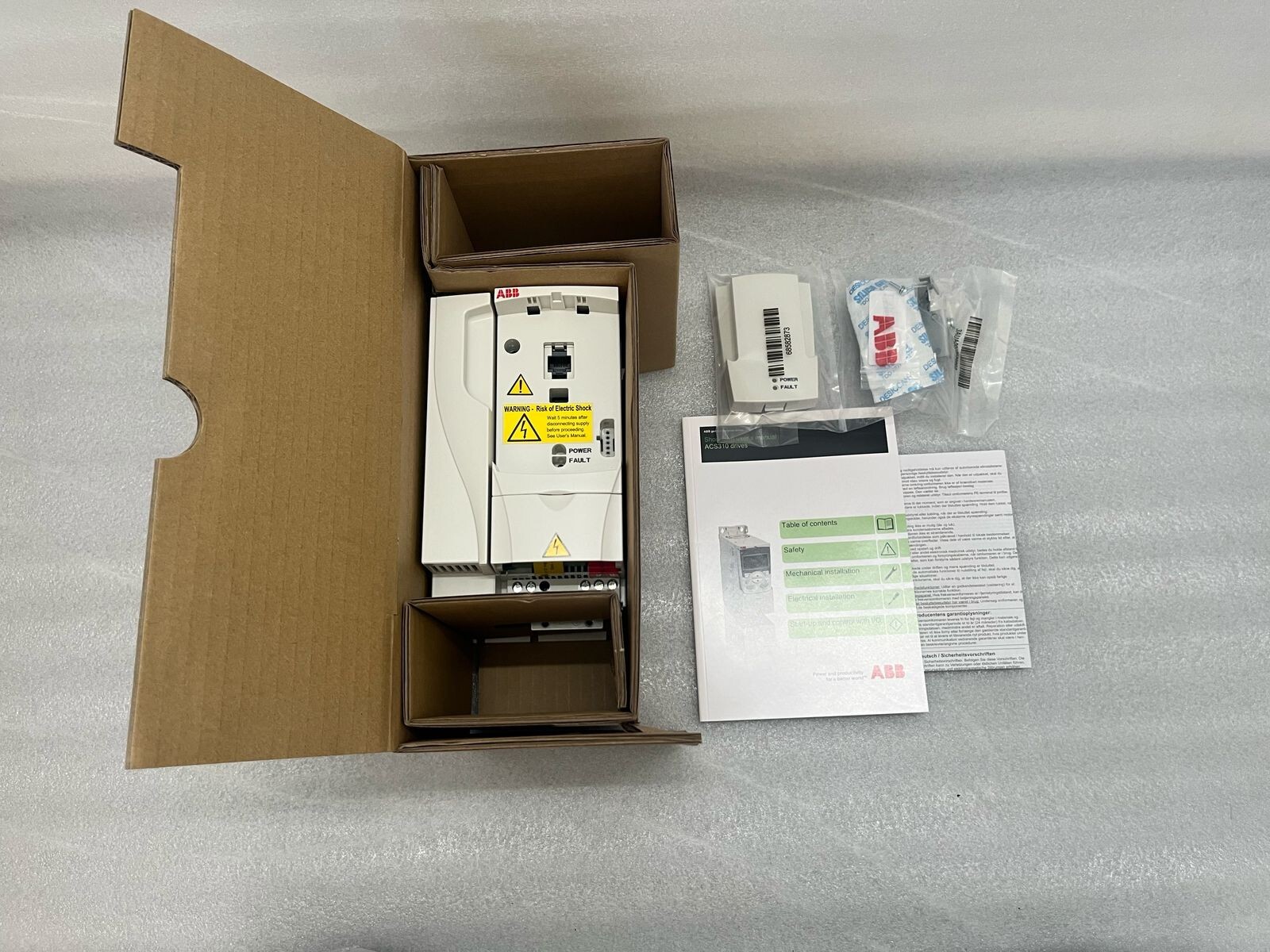 ABB ACS310-01U-07A5-2