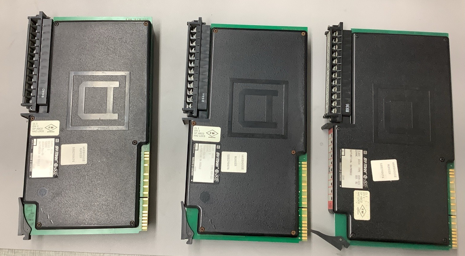 Lot of 3 Square D SYMAX Class 8030 Type HOM-221 Input Module (m14) Lot of 3 Square D SYMAX Class 8030 Type HOM-221 Input Module (m14)