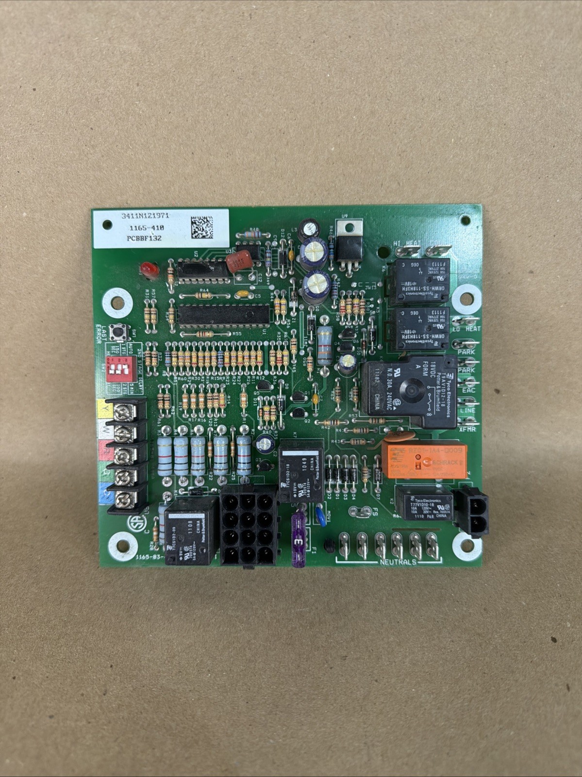 Goodman PCBBF132 OEM Furnace Control Circuit Board 1165-410 (A2)