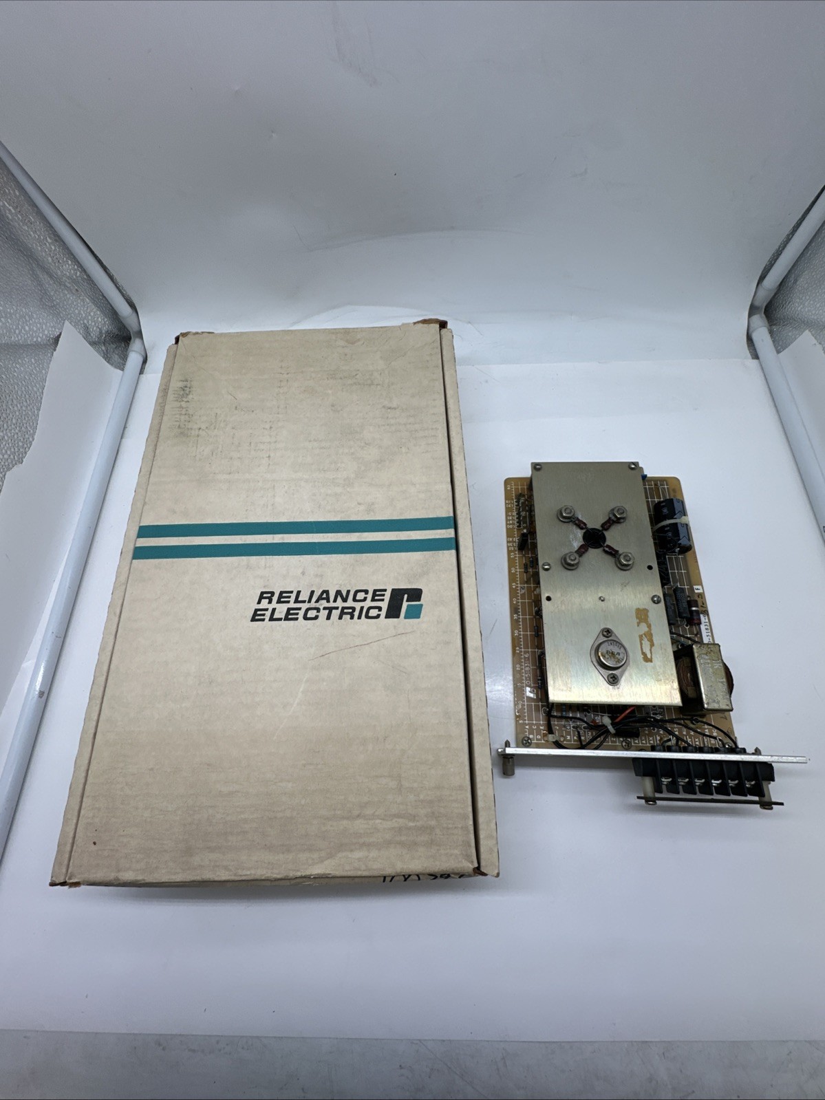 Reliance Electric 0-51831-6 CVTG Voltage Transducer Drive Board, 600V (9288)
