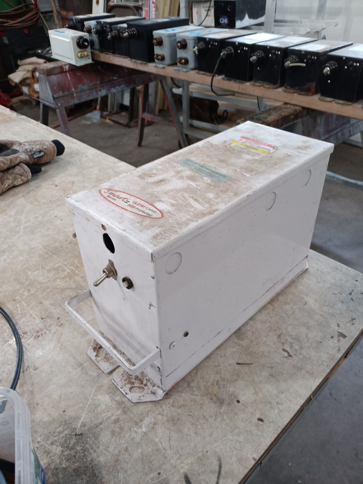 FRANCE TRANSFORMER Neon Power Supply 15,000v 60mA Tested AN Working Perfect FRANCE TRANSFORMER Neon Power Supply 15,000v 60mA Tested AN Working Perfect