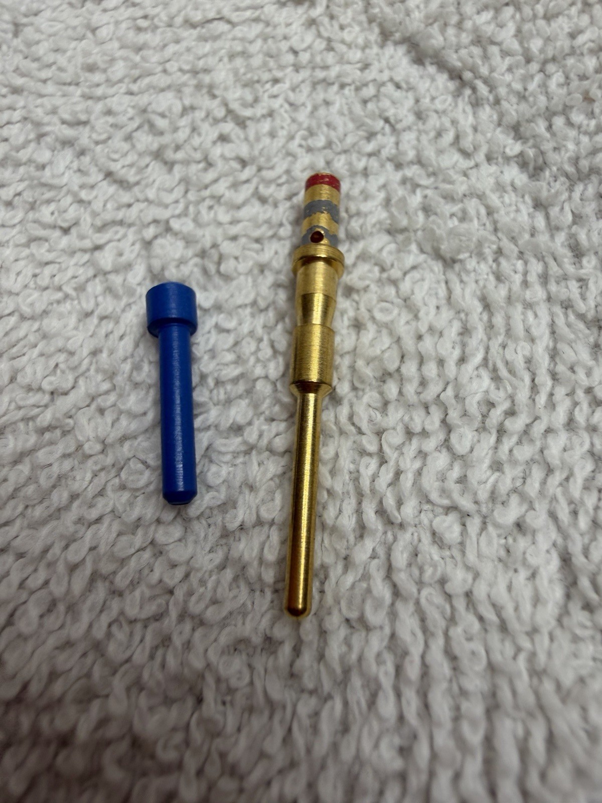 Lot Of 60 Pin Contacts, 6 Plugs. Contact Pins M39029/44-288 (#16 Male) Lot Of 60 Pin Contacts, 6 Plugs. Contact Pins M39029/44-288 (#16 Male)