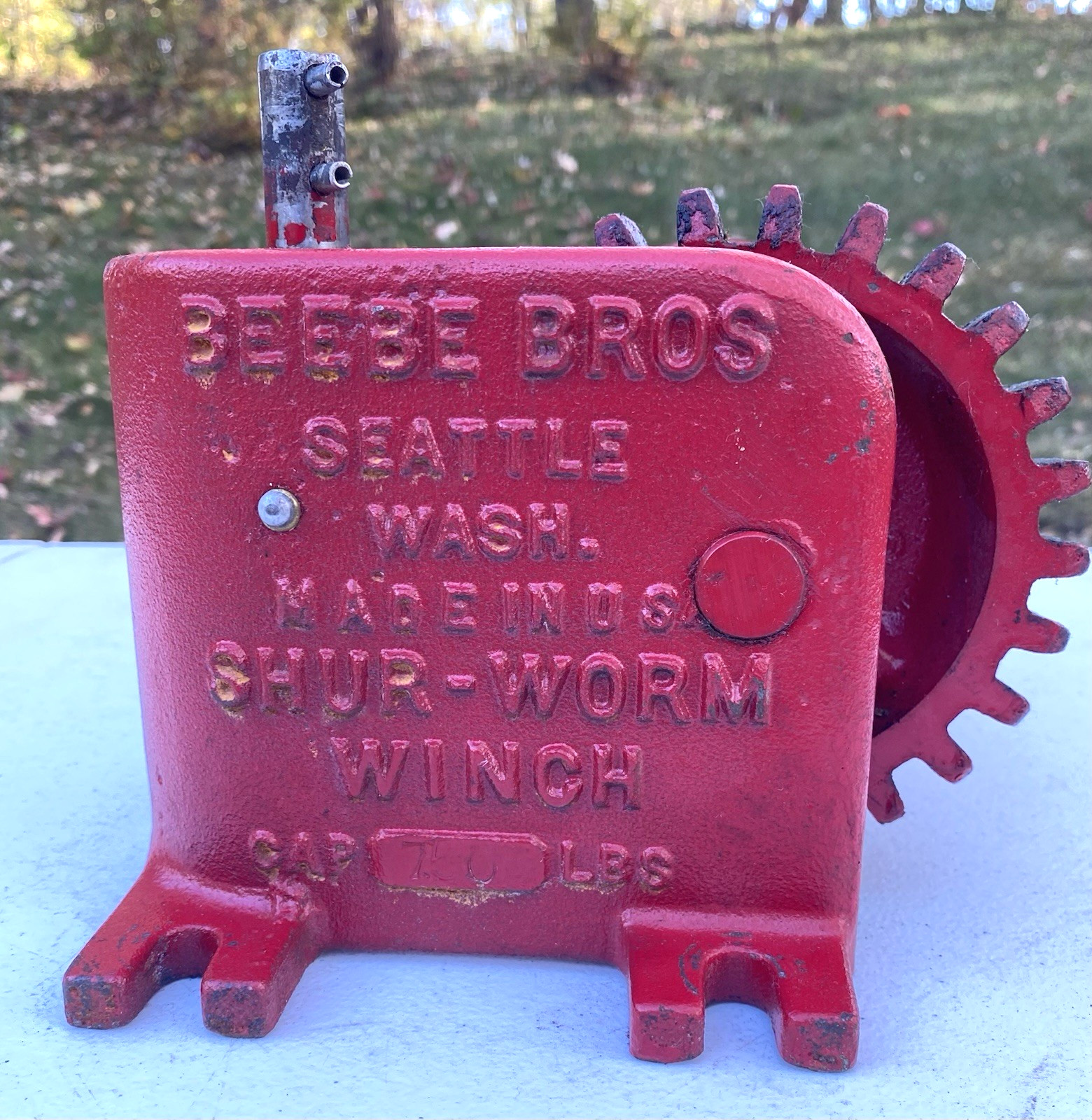 Vintage BEEBE BROS. Seattle, WA - Shur-Worm Winch - Cap. 750 LBs Hand Crank Vintage BEEBE BROS. Seattle, WA - Shur-Worm Winch - Cap. 750 LBs Hand Crank