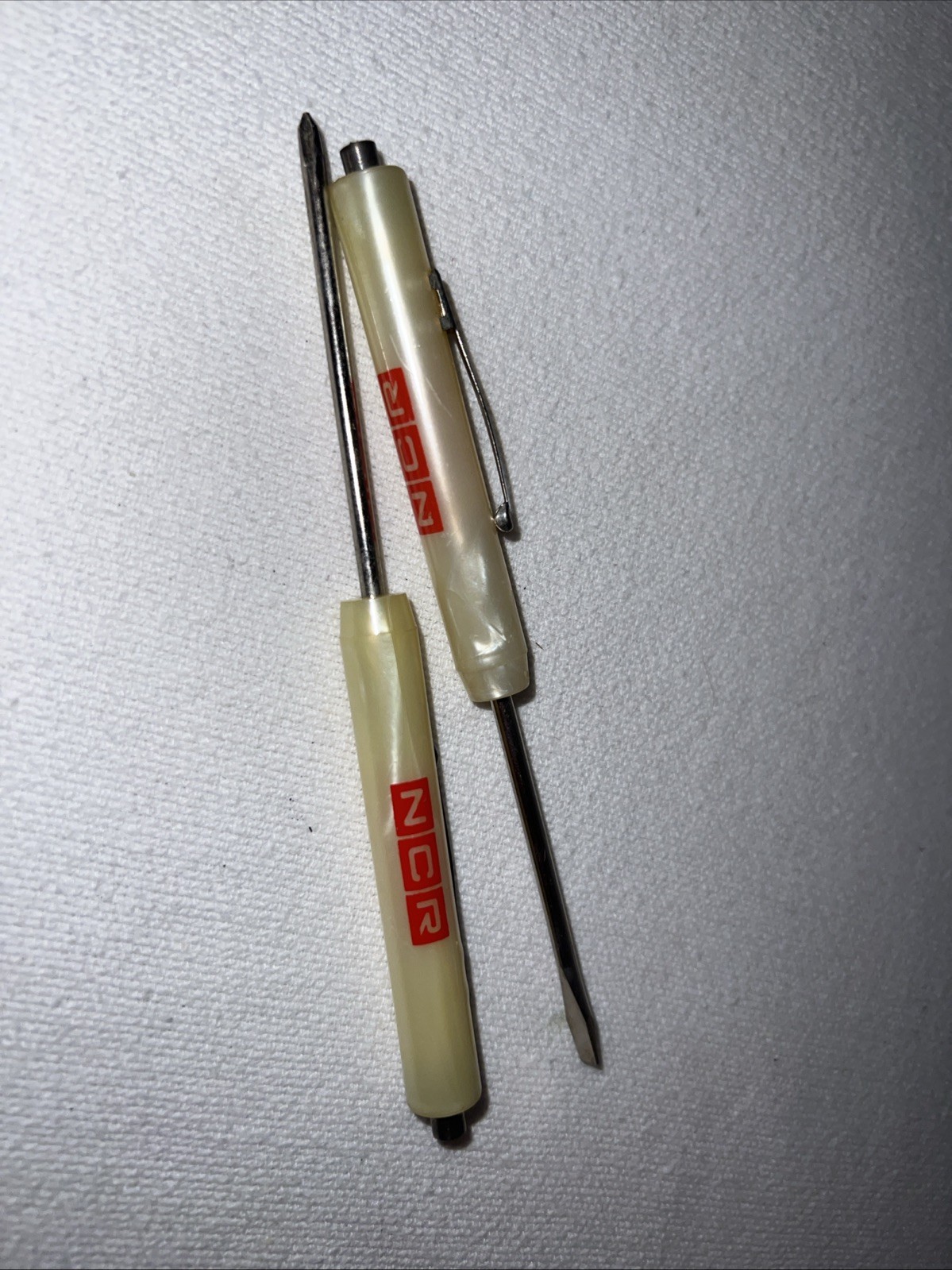 Vintage NCR Pocket Screwdriver Set Of 2 Phillips / Flat Head With Magnetic Head Vintage NCR Pocket Screwdriver Set Of 2 Phillips / Flat Head With Magnetic Head