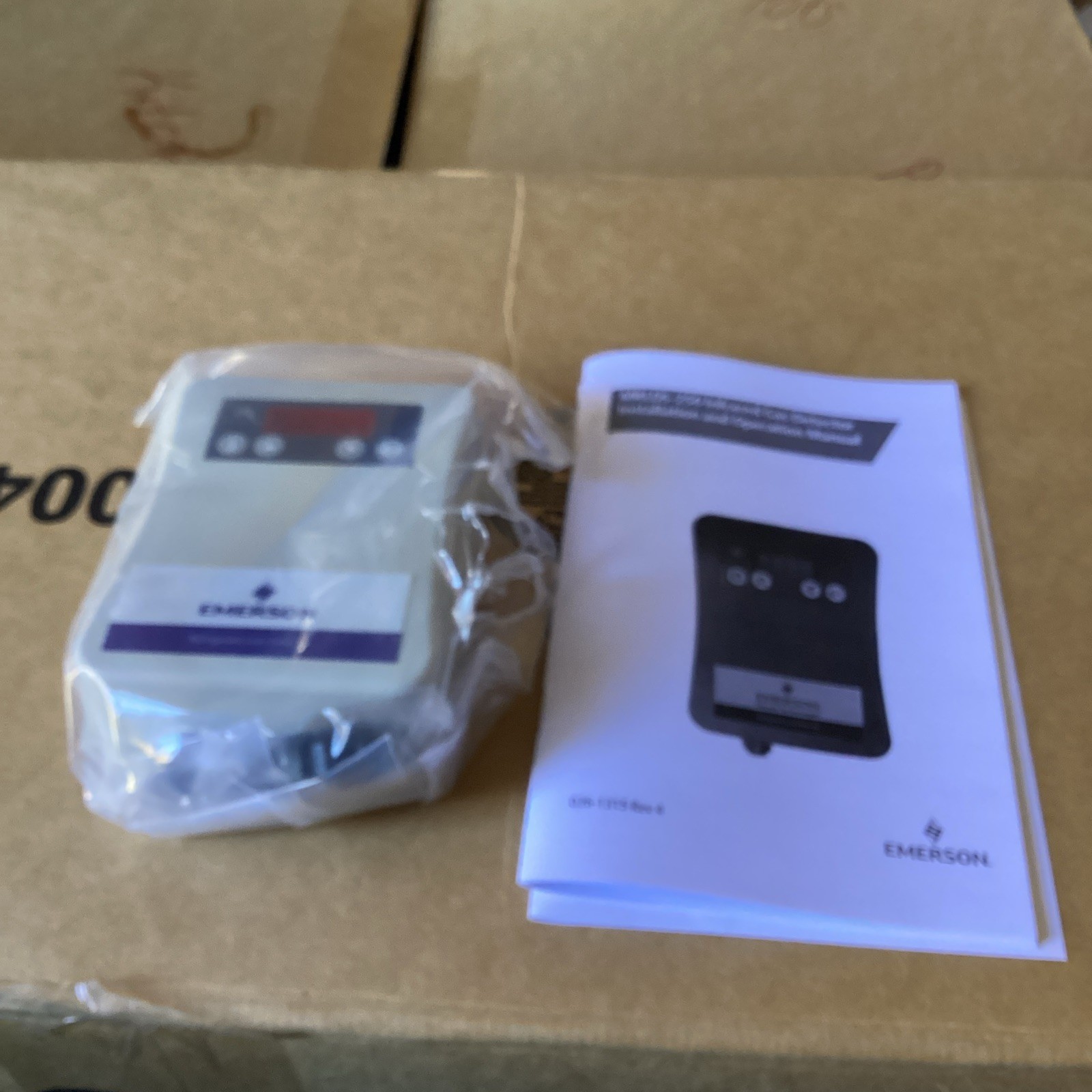 New Open Box Emerson MRLDS-250 Gas Leak Detector P/N: 809-0041 Copeland New Open Box Emerson MRLDS-250 Gas Leak Detector P/N: 809-0041 Copeland