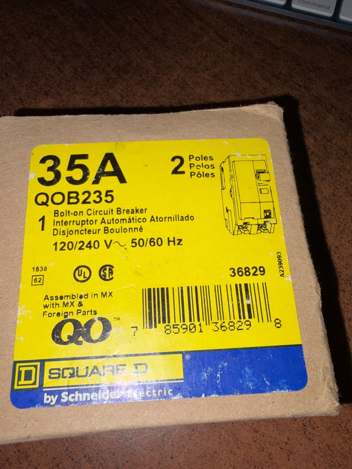 NEW QOB235 2 POLE 35 AMP BREAKERS. B516