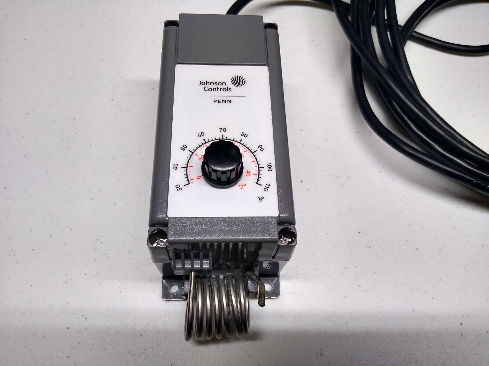 Johnson Controls In-Line Heater Thermostat - 120v - Raintight - 19 Foot Cord