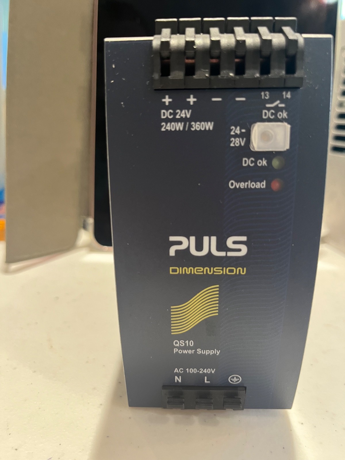 PULS QS10.241 24V Power Supply PULS QS10.241 24V Power Supply