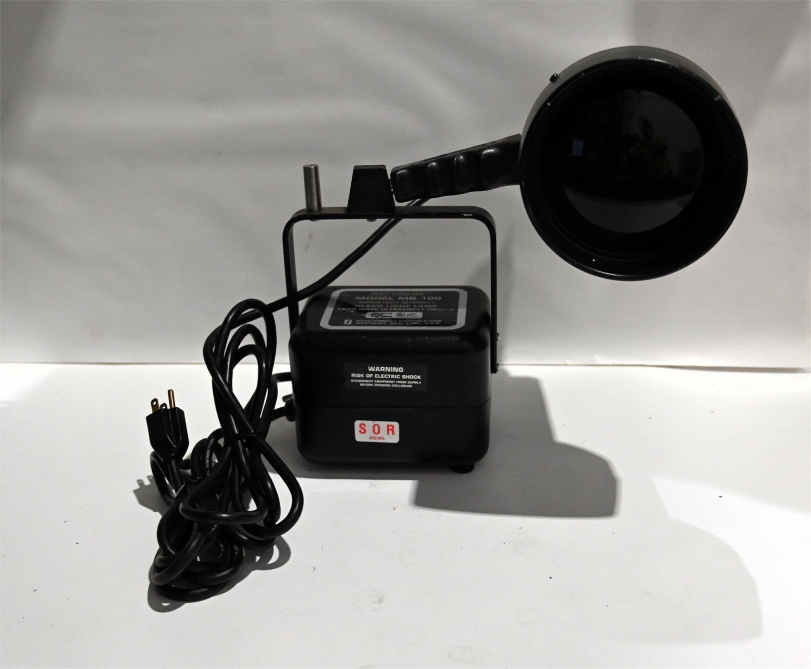 Spectroline MB-100 UV Black Light Lamp 365nm High Intensity NDT Inspection 120V Spectroline MB-100 UV Black Light Lamp 365nm High Intensity NDT Inspection 120V