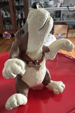 Vintage 1990s Resin Howling Hound Dog Desk Card / Photo Holder picture