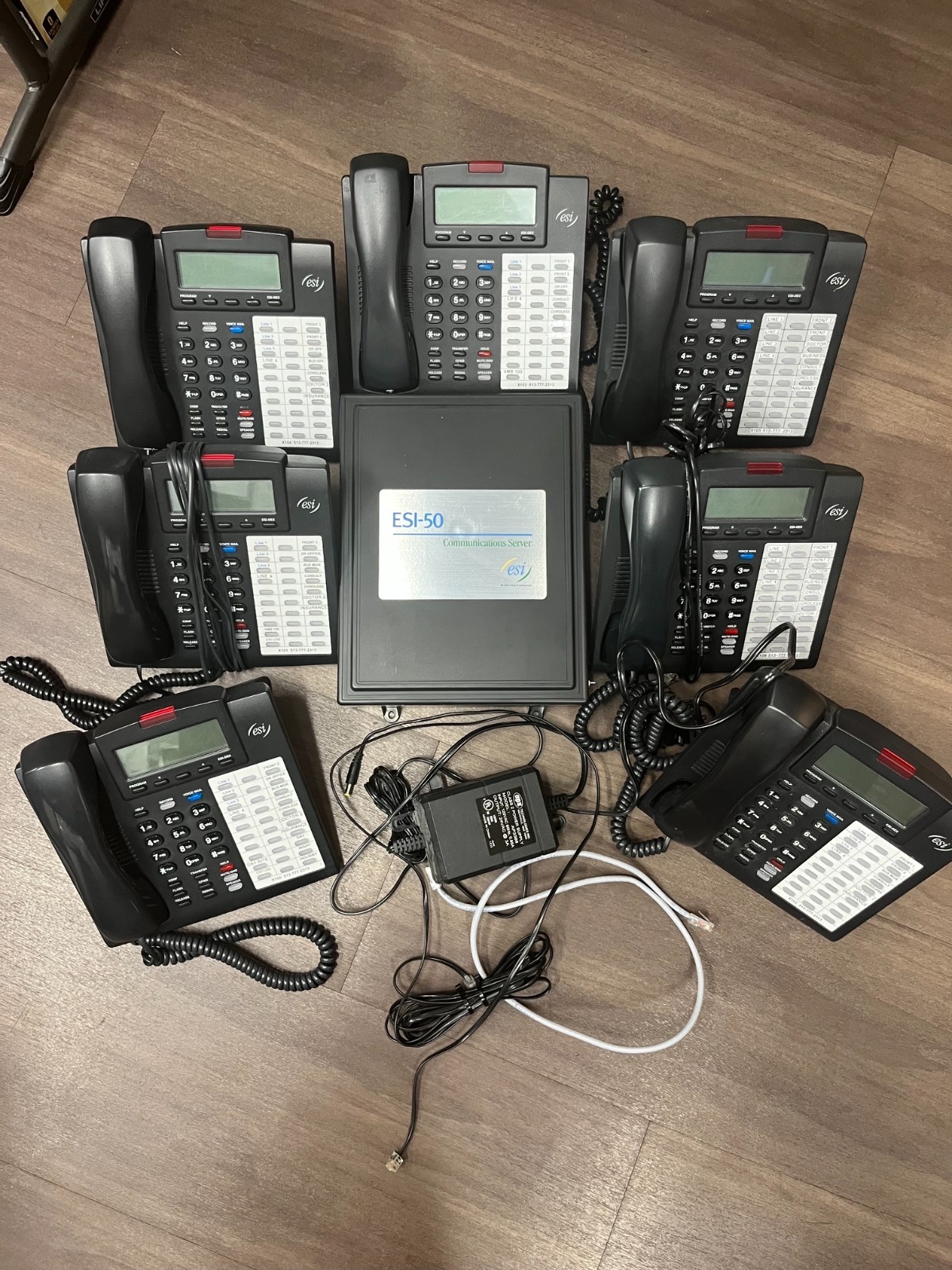 ESI-50 COMMUNICATION SERVER PBX With Power Supply with 7 48 BUTTON PHONES ESI-50 COMMUNICATION SERVER PBX With Power Supply with 7 48 BUTTON PHONES