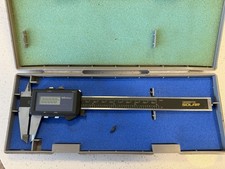 Mitutoyo Solar Digimatic Caliper Model # 500-451 CD-S6