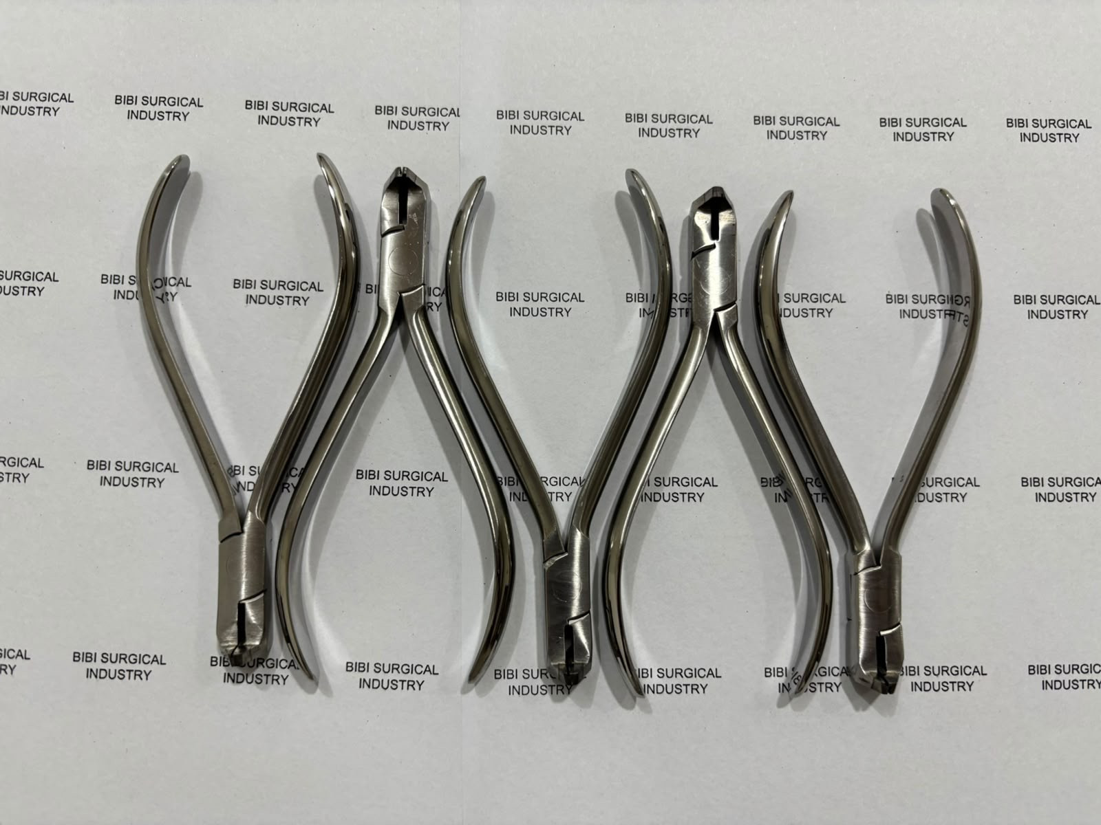 Hu-Friedy Universal Cut and And Hold Distal End Cutter Plier 678-101 Set of 5 Hu-Friedy Universal Cut and And Hold Distal End Cutter Plier 678-101 Set of 5