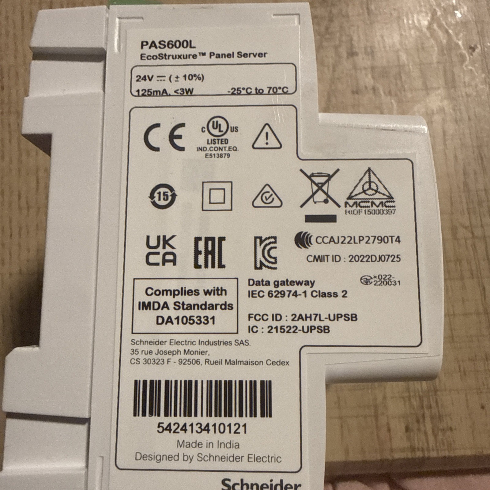 Schneider Electric PAS600L ECOSTRUXURE PANEL SERVER UNIVERSAL New No Box