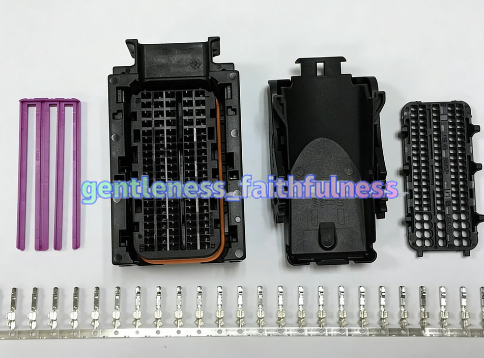 1 set NEW FOR 1928405455 105P complete set Connector