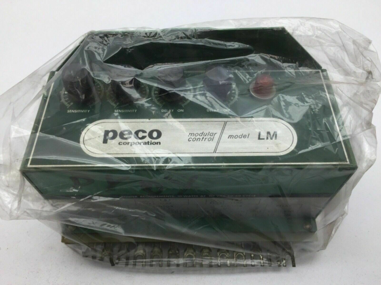 Peco C3008 4344 Modular Control Model LM 10W 117VAC 50-60 Cycle Peco C3008 4344 Modular Control Model LM 10W 117VAC 50-60 Cycle