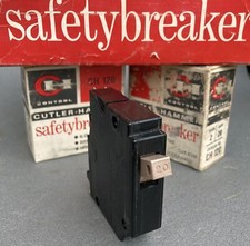 CH120 Cutler-Hammer Type CH 1 Pole 20 Amp 120v METAL FOOT /  HALF NOTCH  NEW picture