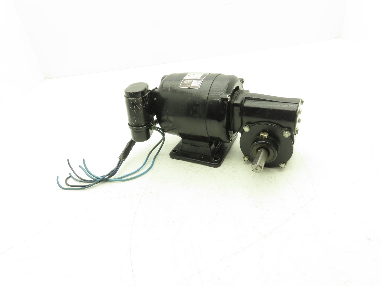 Bodine NCI-34RH Gearmotor 1/15Hp 115V 1PH 29 RPM 60:1 Reducer Foot Mount Bodine NCI-34RH Gearmotor 1/15Hp 115V 1PH 29 RPM 60:1 Reducer Foot Mount
