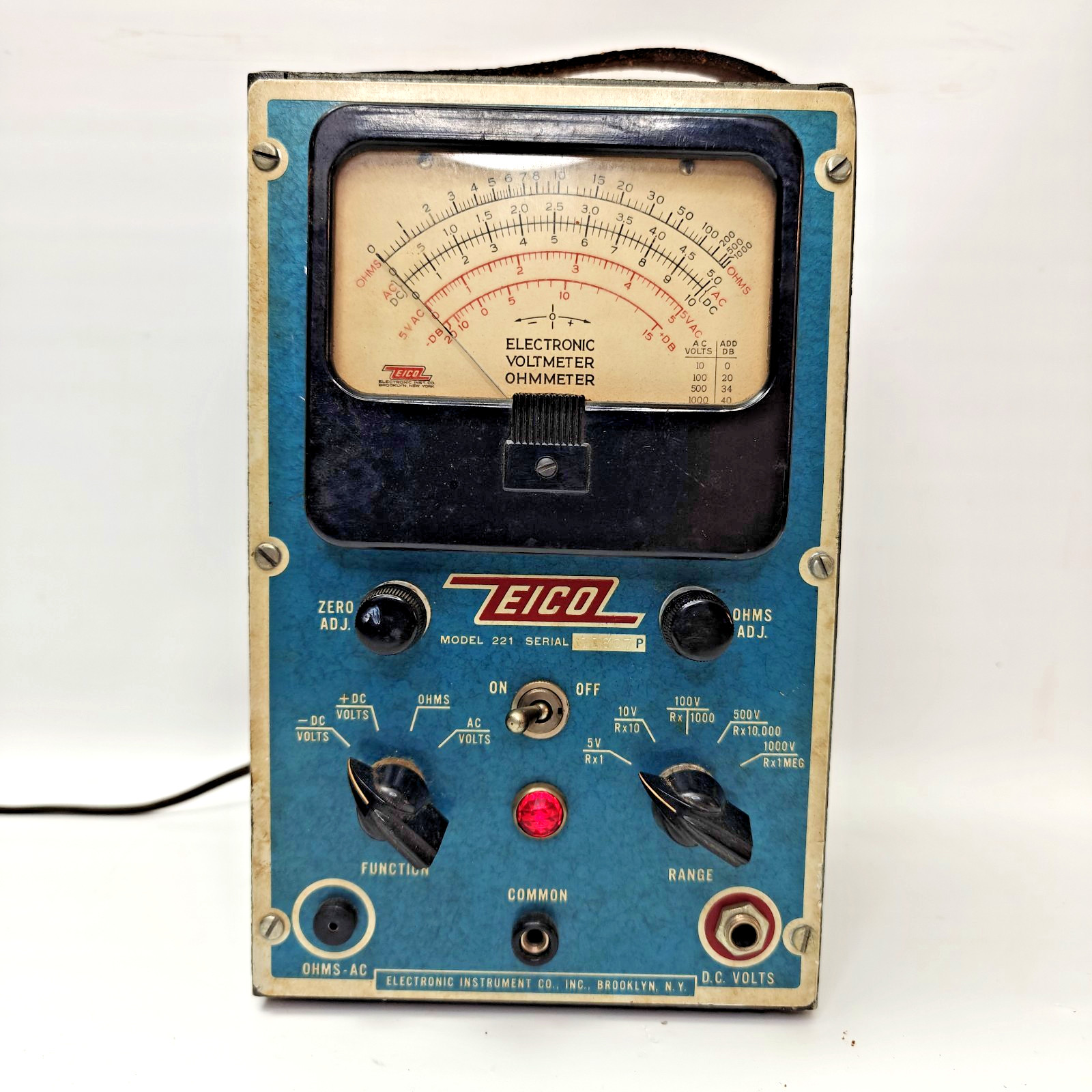 Vintage EICO Model 221 Electronic VTVM Vacuum Tube Voltmeter Ohmmeter Vintage EICO Model 221 Electronic VTVM Vacuum Tube Voltmeter Ohmmeter