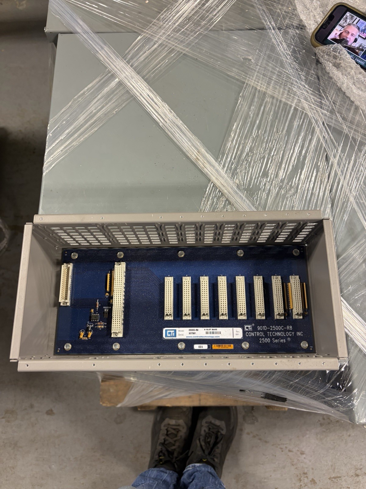 CTI Control Technology 901A-2500-R16 16-Slot Base I/O USED CTI Control Technology 901A-2500-R16 16-Slot Base I/O USED