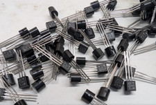 200x Motorola/ON MPS2907 PNP Transistors TO-92 M317 600mA Semi Spec NOS picture