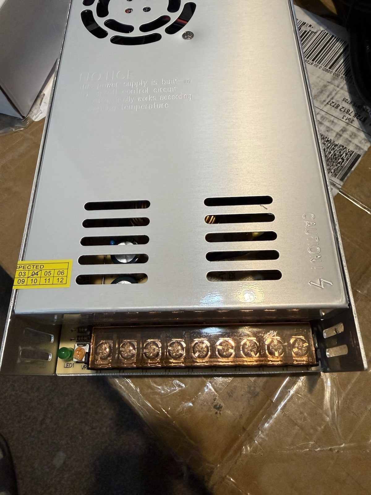 FPS-600-12 Enclosed Switching Power Supply 110-240VAC In 12V 50A 600W Adj FPS-600-12 Enclosed Switching Power Supply 110-240VAC In 12V 50A 600W Adj