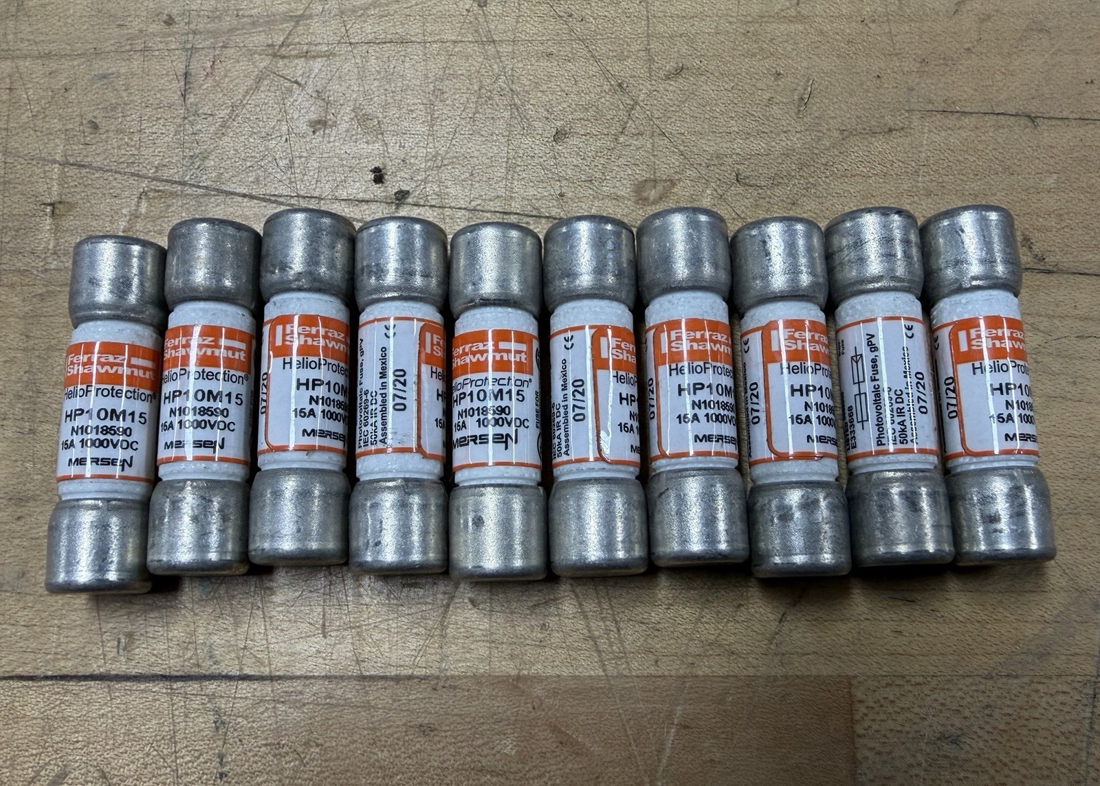 LOT OF 10 Mersen/Ferraz Shawmut HP10M15 Photovoltaic Fuses 1000VDC, 15A LOT OF 10 Mersen/Ferraz Shawmut HP10M15 Photovoltaic Fuses 1000VDC, 15A