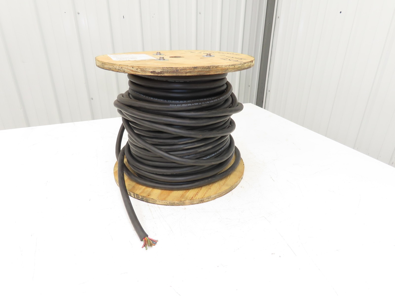 Carol Super VU-Tron 18-10 SOOW Power Cable Cord 18 AWG 10C 600V 135' Ft 10 Cond Carol Super VU-Tron 18-10 SOOW Power Cable Cord 18 AWG 10C 600V 135' Ft 10 Cond