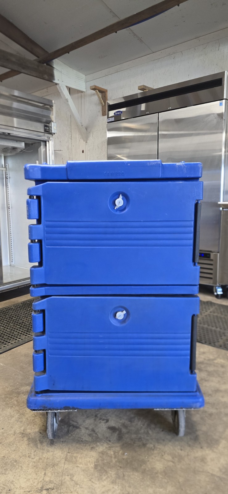 Cambro UPC600401 Ultra Camcart 45 in Blue 12 Pan Carrier