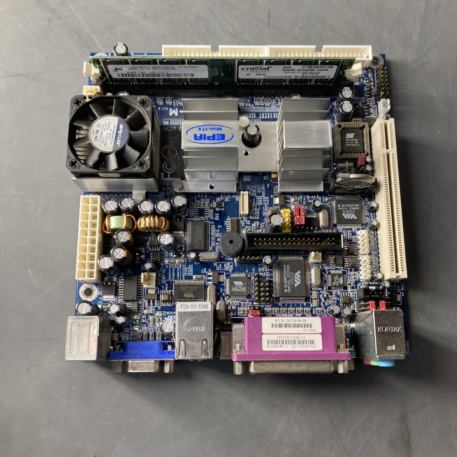 EPIA-M10000 LVDS MINI-ITX motherboard Via C3 Processor 1GHz 256MB RAM EPIA-M10000 LVDS MINI-ITX motherboard Via C3 Processor 1GHz 256MB RAM