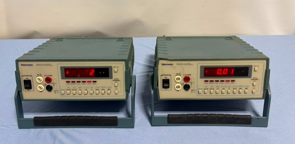 *LOT OF 2* Tektronix DM2510 Digital Multimeter *LOT OF 2* Tektronix DM2510 Digital Multimeter