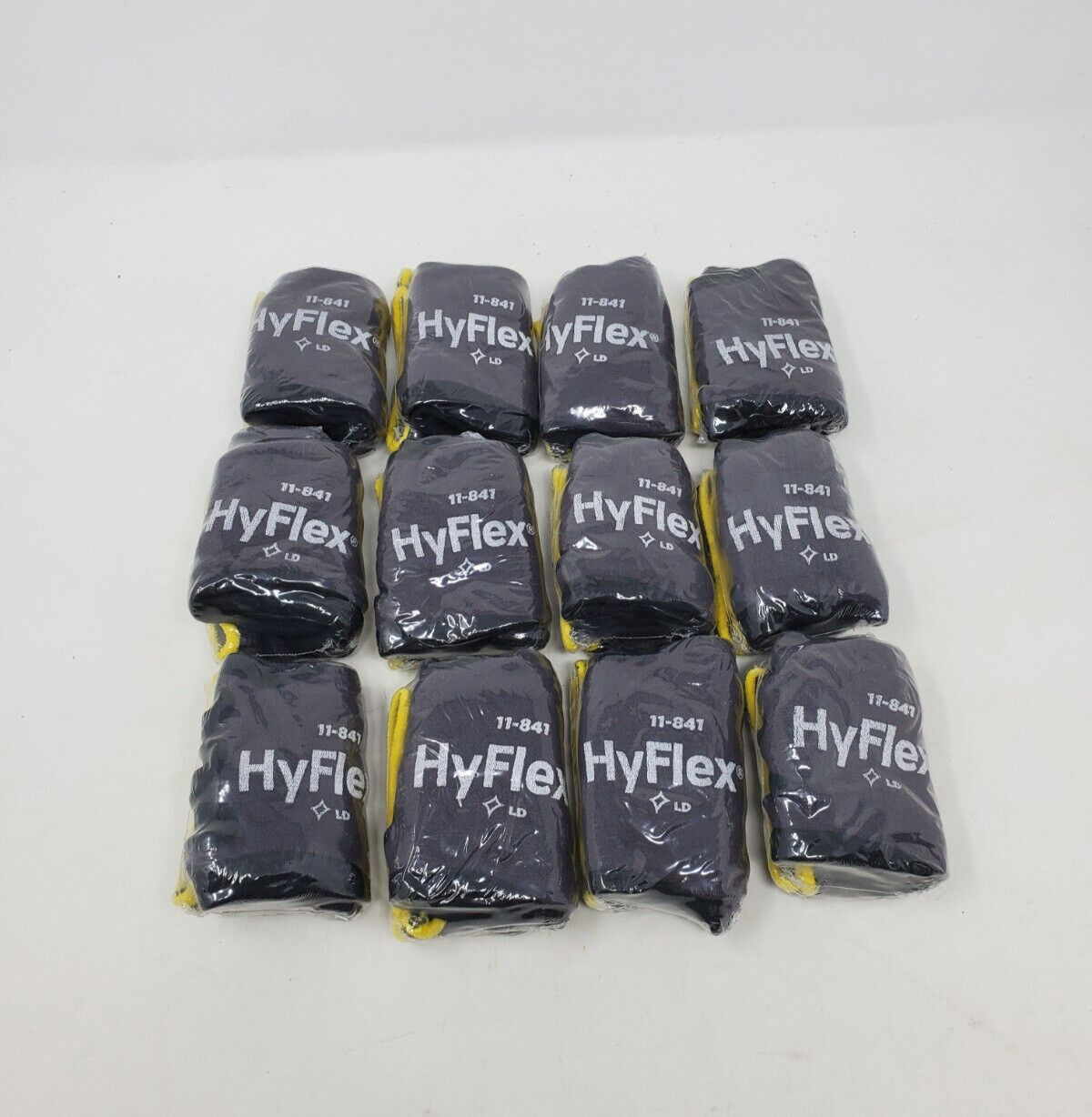 12 pairs Ansell HyFlex 11-841 Foam Nitrile Grip Work Gloves - Size 8 Medium M 12 pairs Ansell HyFlex 11-841 Foam Nitrile Grip Work Gloves - Size 8 Medium M