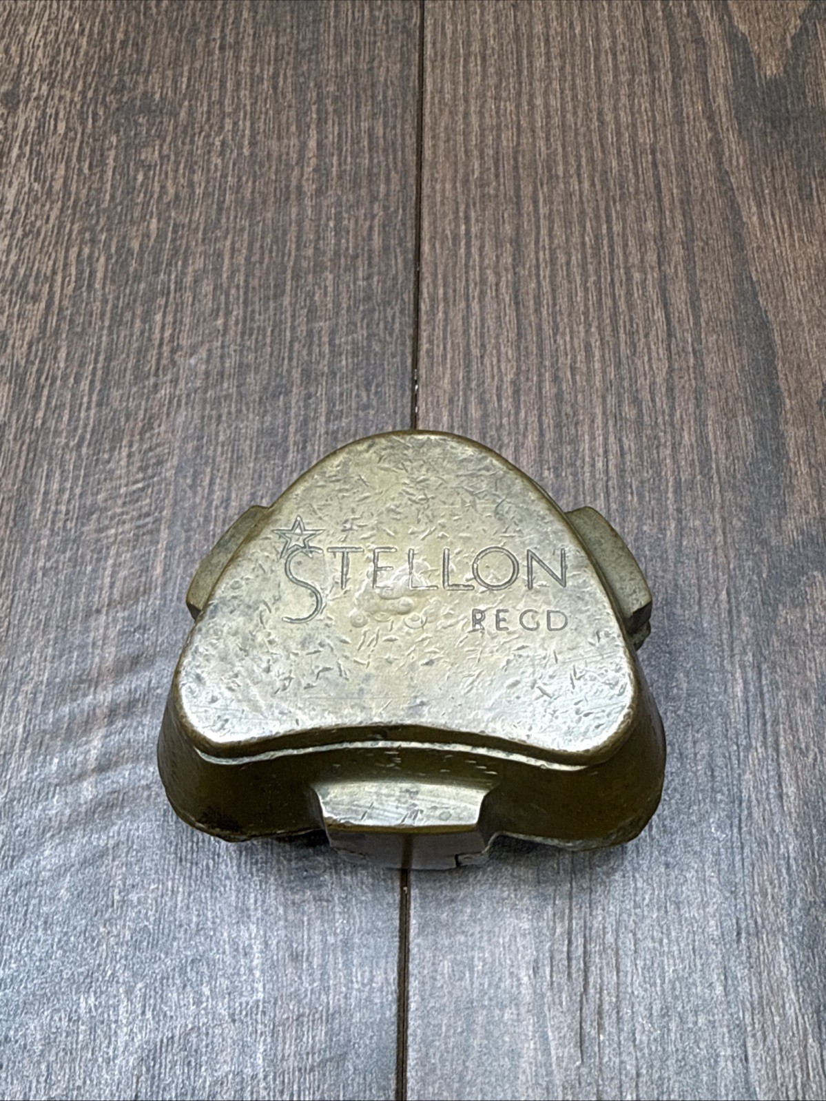 Vintage Brass Dental Mould by Stellon Vintage Brass Dental Mould by Stellon