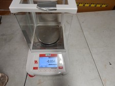 Ohaus AX223/E Adventurer AX Precision Balance Scale - Won't Calibrate picture