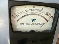 Teledyne Hastings VT 5 A Vacuum Gauge 0-100 mTor picture