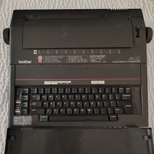 Brother AX-22 Electronic Typewriter - Mint Condition - Low Mileage w/ Manual picture